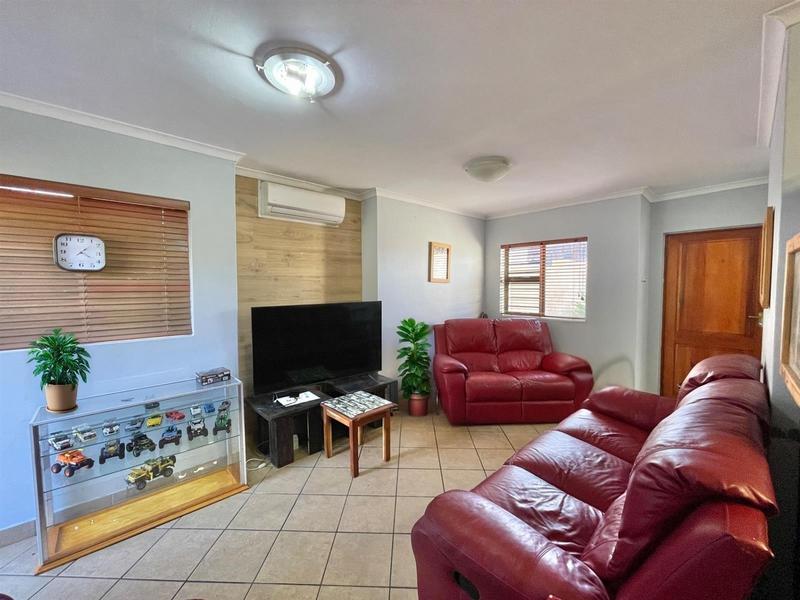 3 Bedroom Property for Sale in Island View Western Cape